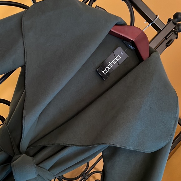 BOOHOO Kate Belted Shawl Collar Coat - Picture 5 of 10